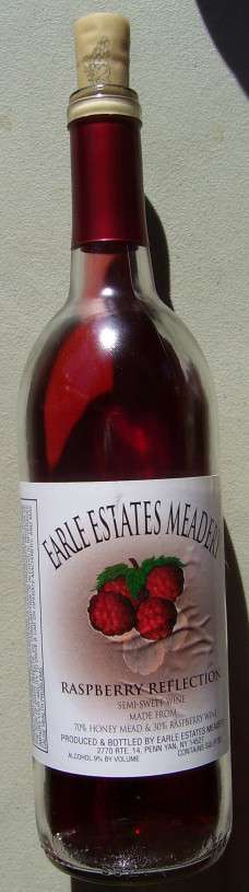 Raspberry mead, 201311ya bottle